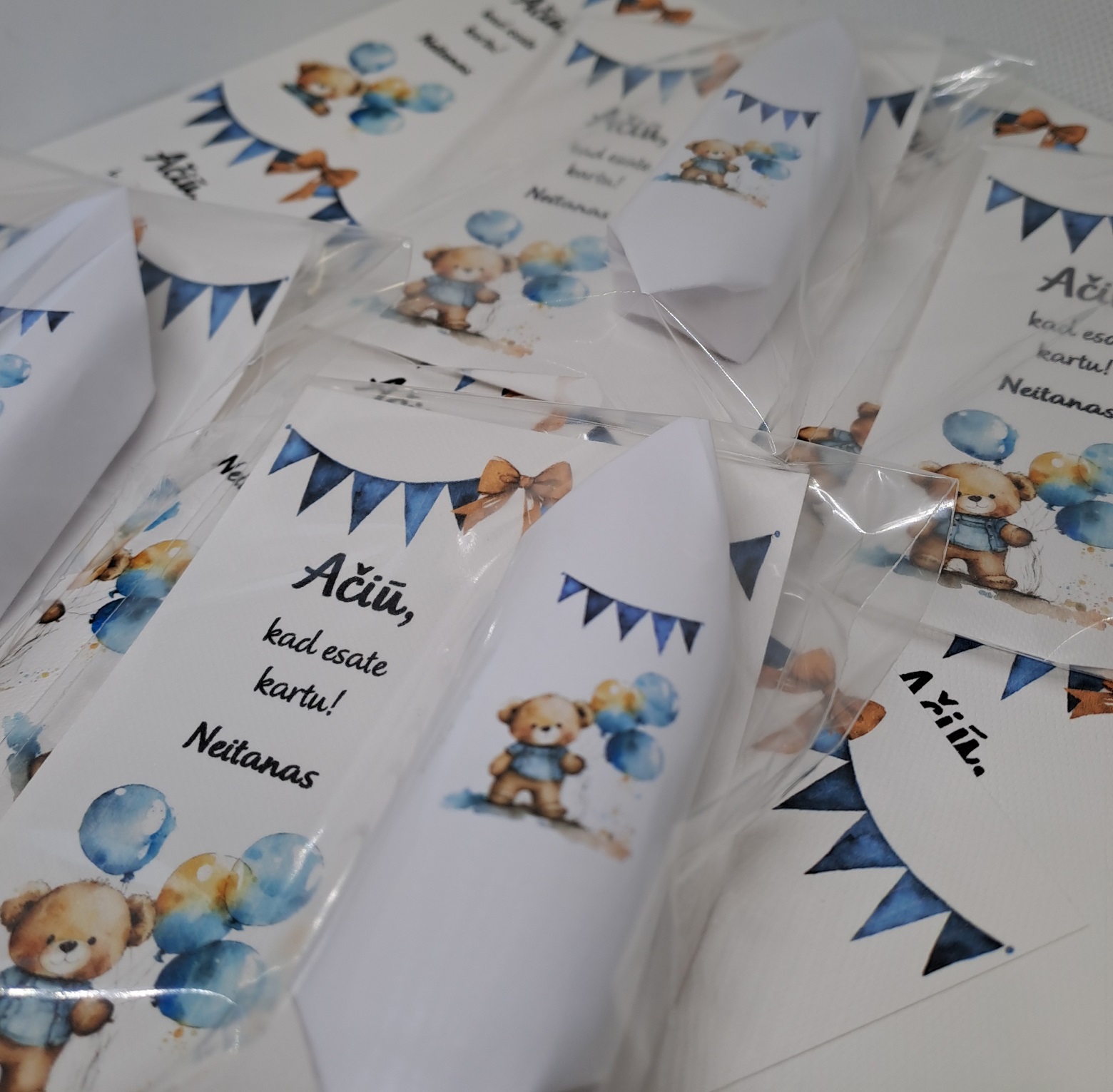 Padėkos kortelė su saldainiu MĖLYNAS MEŠKIUKAS