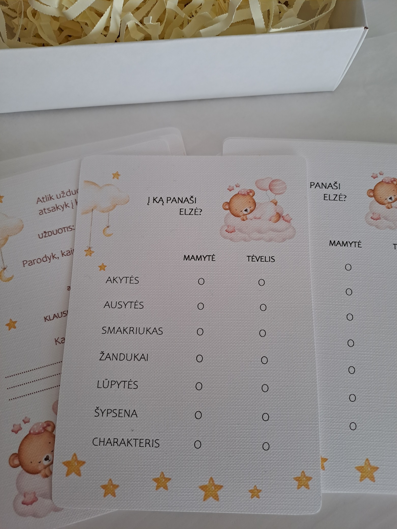 Žaidimas "Į ką aš panaši?"